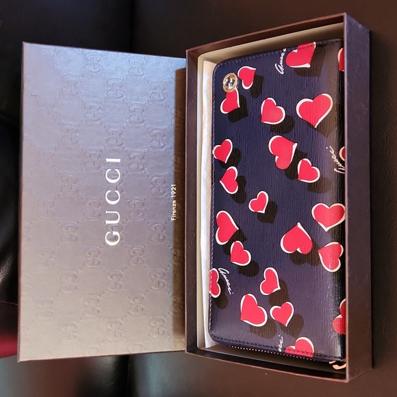 Gucci Leather Wallet - Picture 3 of 9